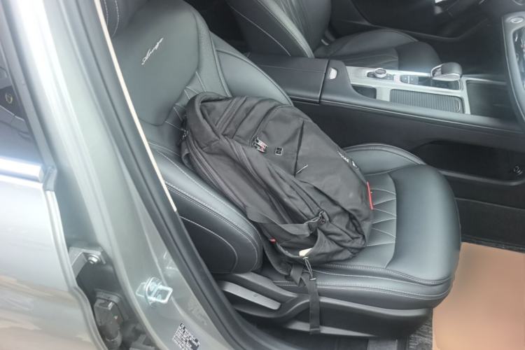 Used Chery Arrizo 8 2022 1.6T DCT Ya Right Front Seat