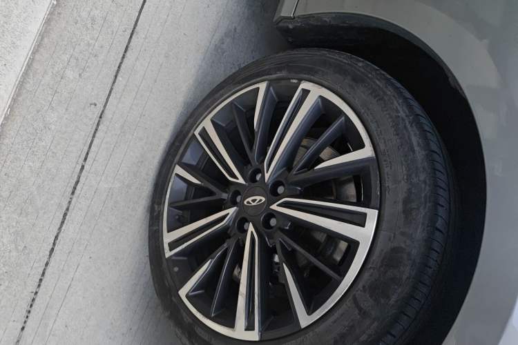Used Chery Arrizo 8 2022 1.6T DCT Ya Right Front Wheel Hub