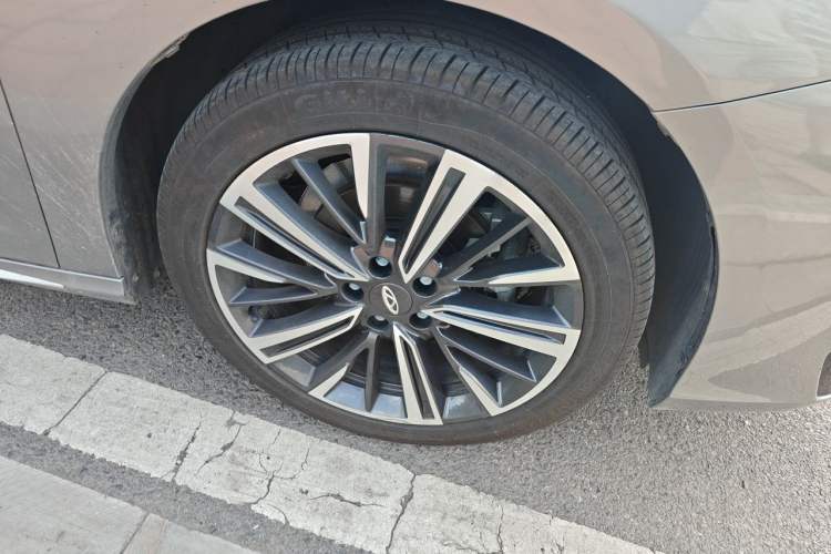 Used Chery Arrizo 8 2022 1.6T DCT Ya Right Front Wheel Hub