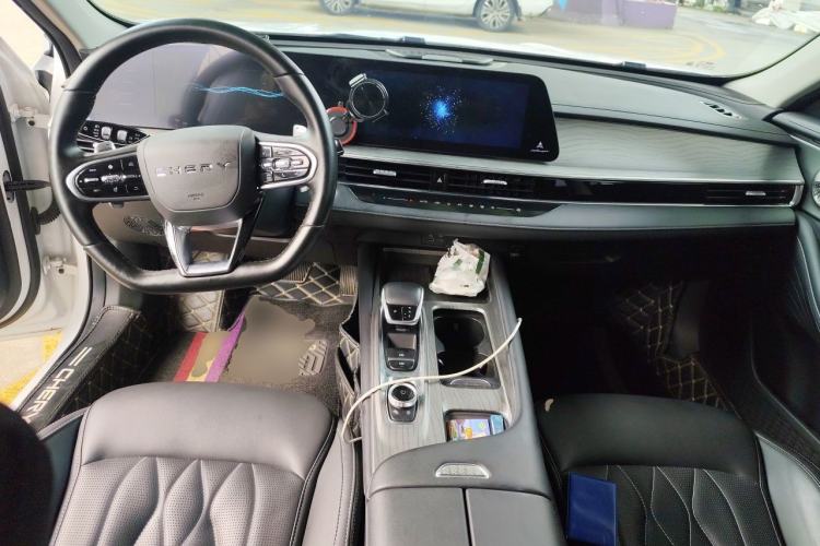 Used Chery Arrizo 8 2022 1.6T DCT Ya Center Console