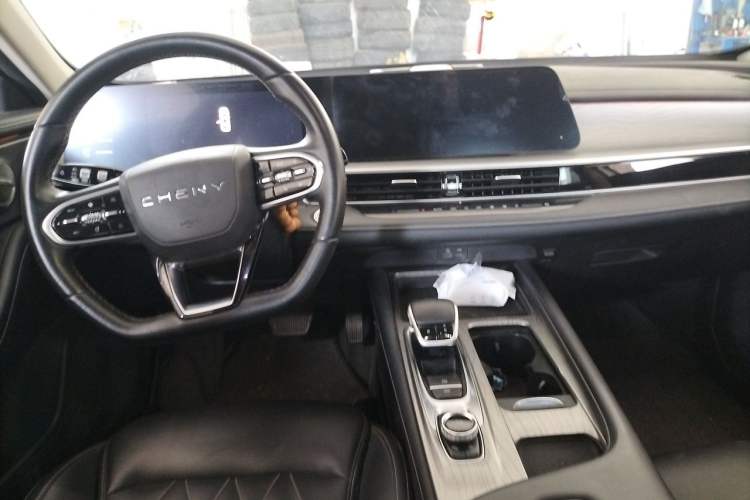 Used Chery Arrizo 8 2022 1.6T DCT Elite Center Console