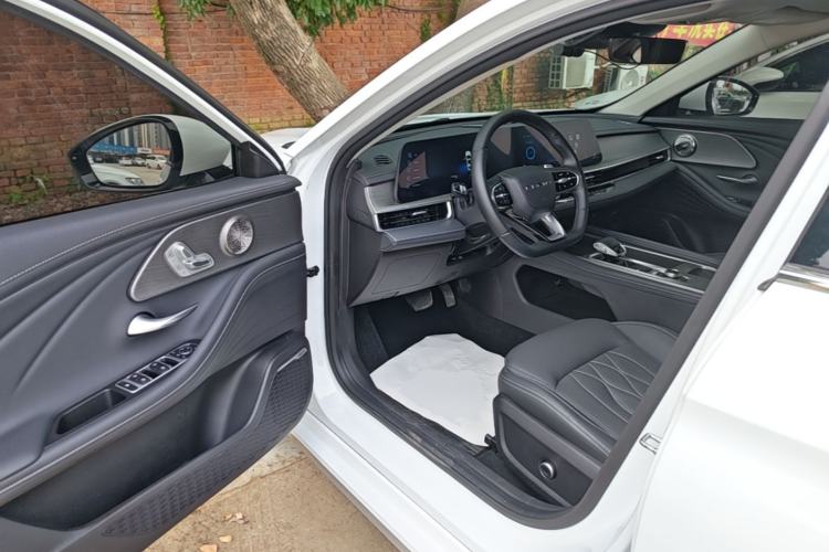 Used Chery Arrizo 8 2022 1.6T DCT Ya Driver Seat