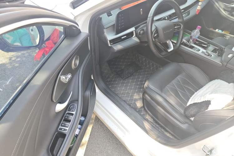 Used Chery Arrizo 8 2022 1.6T DCT Elite Driver Seat
