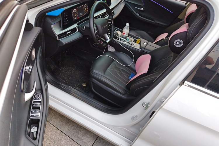 Used Chery Arrizo 8 2022 1.6T DCT Elite Driver Seat