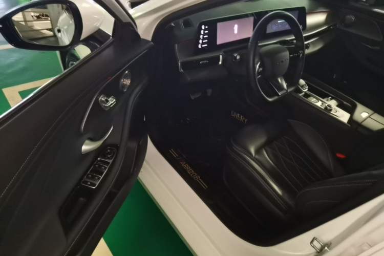 Used Chery Arrizo 8 2022 1.6T DCT Elite Driver Seat