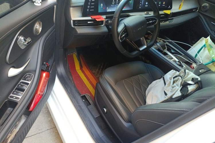 Used Chery Arrizo 8 2022 1.6T DCT Ya Driver Seat