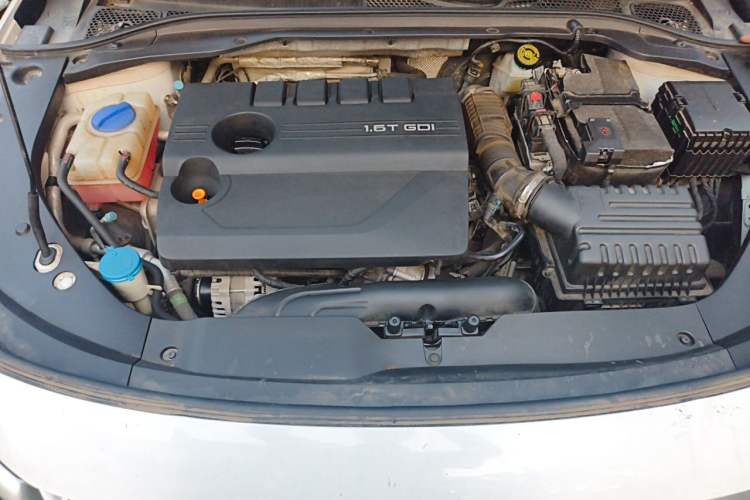 Used Chery Arrizo 8 2022 1.6T DCT Standard Engine Bay