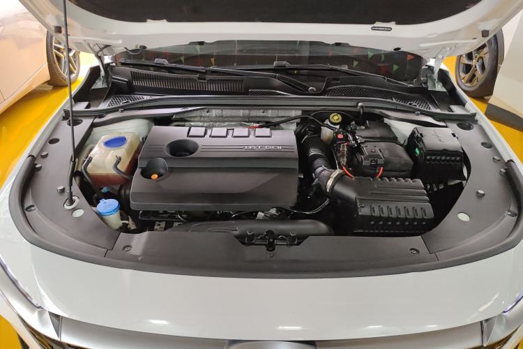 Used Chery Arrizo 8 2022 1.6T DCT Ya Engine Bay