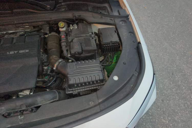 Used Chery Arrizo 8 2022 1.6T DCT Ya Engine Bay Left