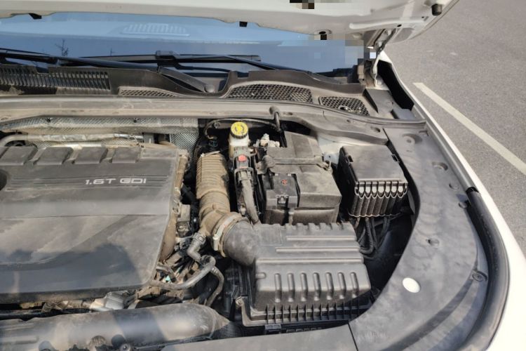 Used Chery Arrizo 8 2022 1.6T DCT Zhen Engine Bay Left
