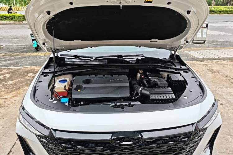 Used Chery Arrizo 8 2022 1.6T DCT Standard Engine Bay
