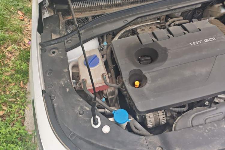 Used Chery Arrizo 8 2022 1.6T DCT Elite Engine Bay Right