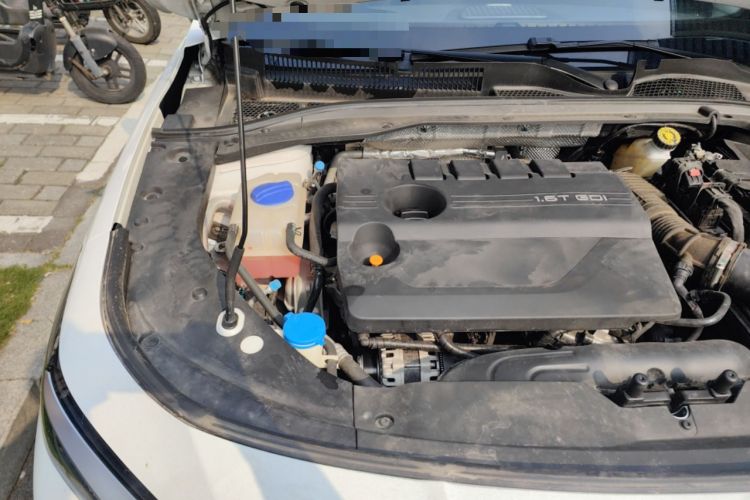 Used Chery Arrizo 8 2022 1.6T DCT Zhen Engine Bay Right