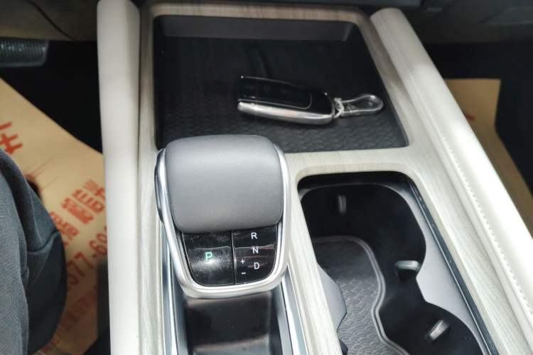 Used Chery Arrizo 8 2022 1.6T DCT Zhen Gear Lever