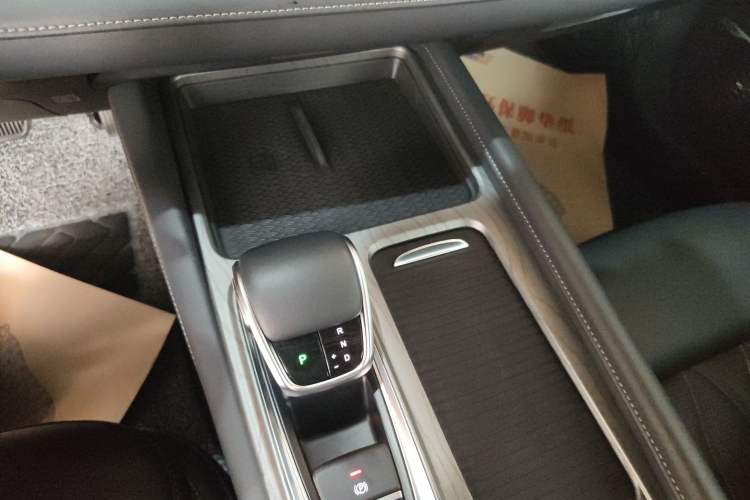 Used Chery Arrizo 8 2022 1.6T DCT Ya Gear Lever