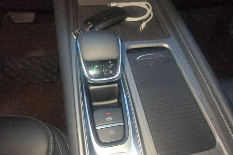 Used Chery Arrizo 8 2022 1.6T DCT Ya Gear Lever