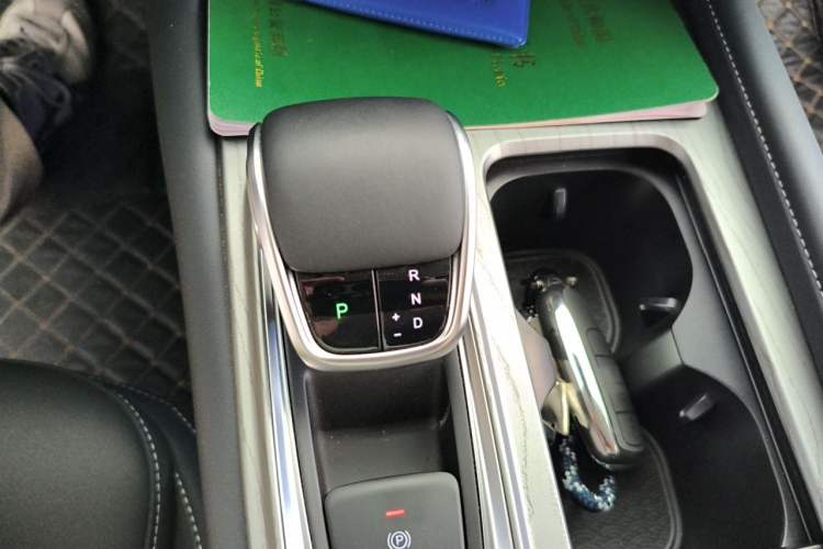 Used Chery Arrizo 8 2022 1.6T DCT Elite Gear Lever
