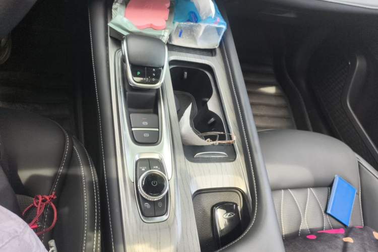 Used Chery Arrizo 8 2022 1.6T DCT Ya Gear Lever