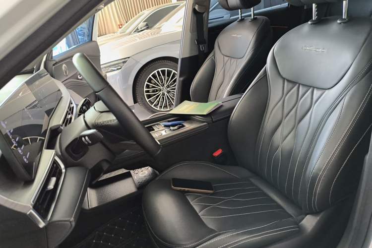 Used Chery Arrizo 8 2022 1.6T DCT Elite Left Front Seat