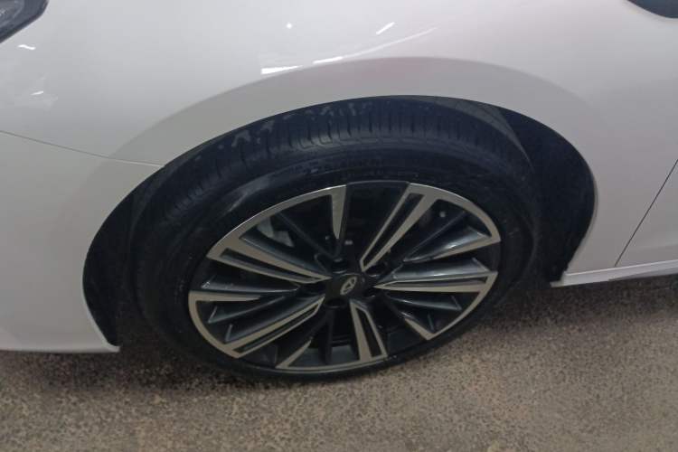 Used Chery Arrizo 8 2022 1.6T DCT Ya Left Front Wheel Hub