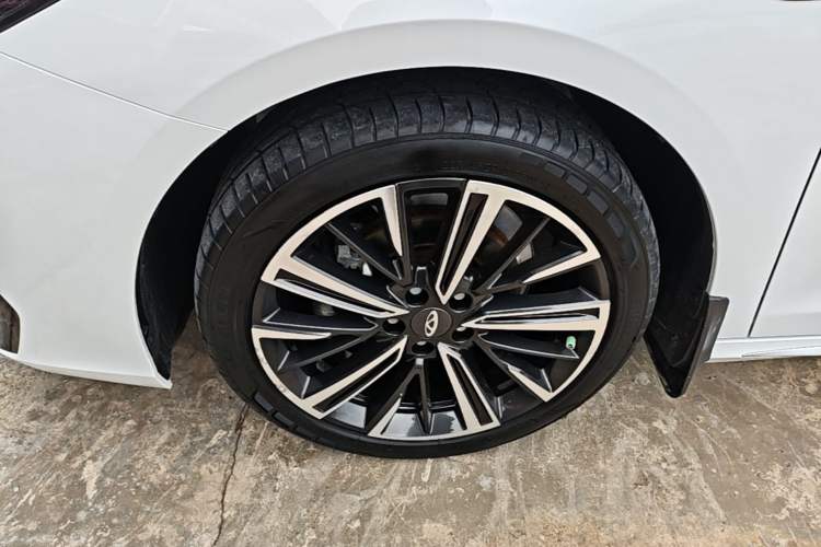 Used Chery Arrizo 8 2022 1.6T DCT Standard Left Front Wheel Hub