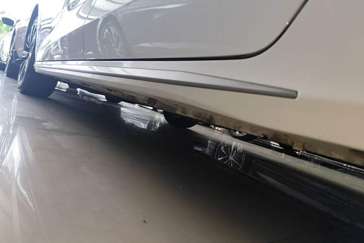 Used Chery Arrizo 8 2022 1.6T DCT Ya Left Side Sill