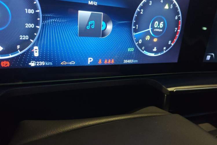 Used Chery Arrizo 8 2022 1.6T DCT Ya Odometer Close Up