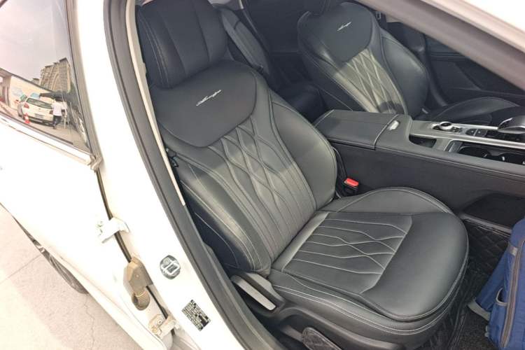 Used Chery Arrizo 8 2022 1.6T DCT Elite Right Front Seat