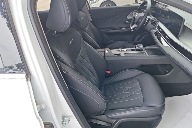 Used Chery Arrizo 8 2022 1.6T DCT Ya Right Front Seat