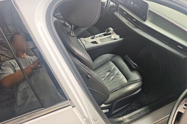 Used Chery Arrizo 8 2022 1.6T DCT Ya Right Front Seat