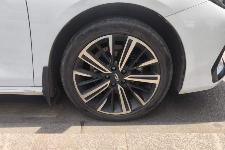 Used Chery Arrizo 8 2022 1.6T DCT Ya Right Front Wheel Hub