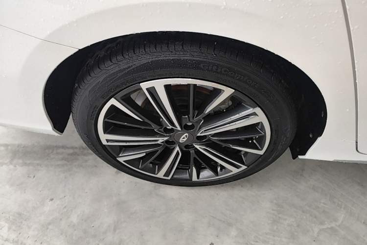 Used Chery Arrizo 8 2022 1.6T DCT Ya Right Rear Wheel Hub