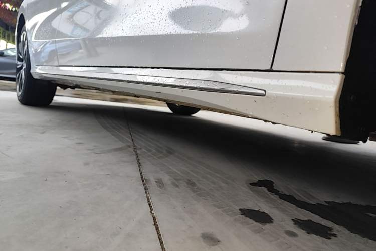 Used Chery Arrizo 8 2022 1.6T DCT Ya Right Side Sill