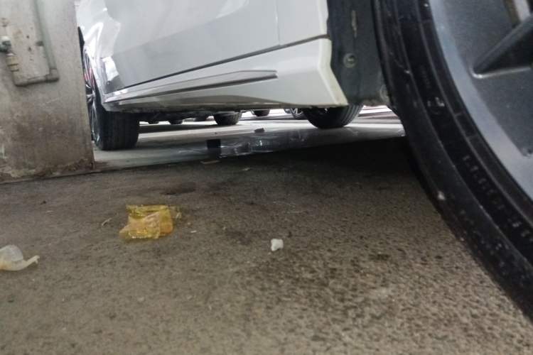 Used Chery Arrizo 8 2022 1.6T DCT Ya Right Side Sill