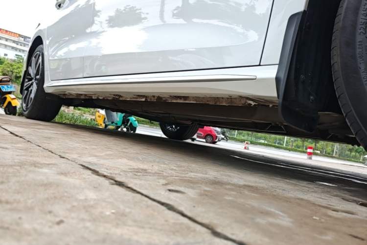 Used Chery Arrizo 8 2022 1.6T DCT Standard Right Side Sill