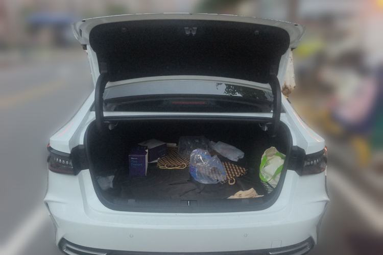 Used Chery Arrizo 8 2022 1.6T DCT Ya Trunk