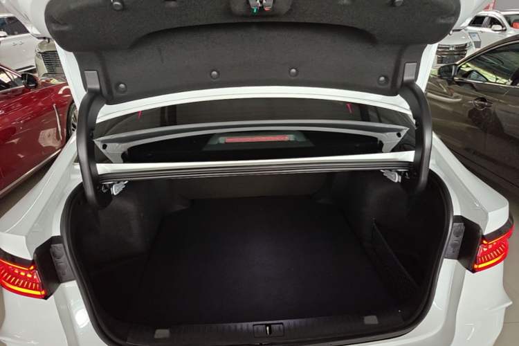 Used Chery Arrizo 8 2022 1.6T DCT Elite Trunk