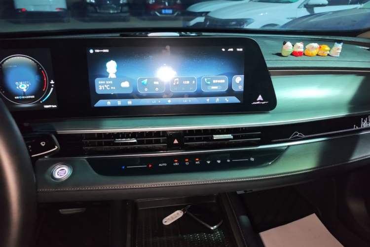 Used Chery Arrizo 8 2023 High-Performance Edition 2.0T DCT Powerfully Equipped Audio And AC Panel