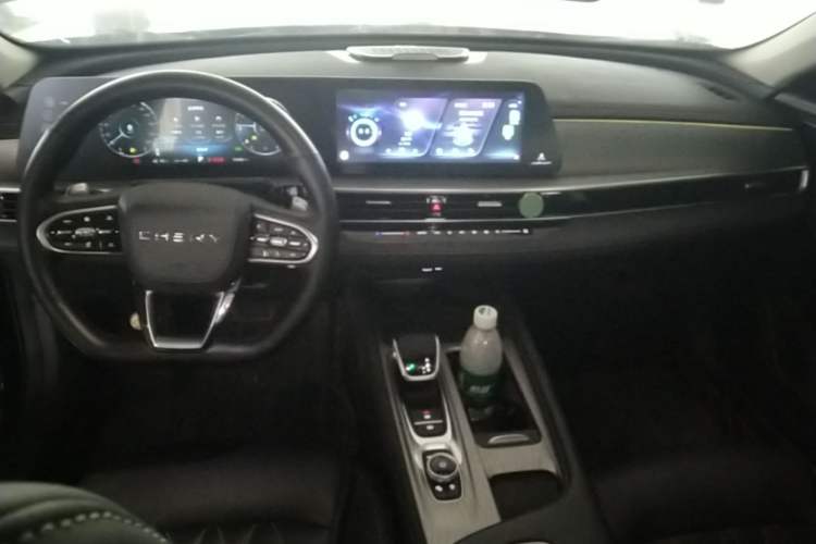 Used Chery Arrizo 8 2023 1.6T DCT Ya Center Console