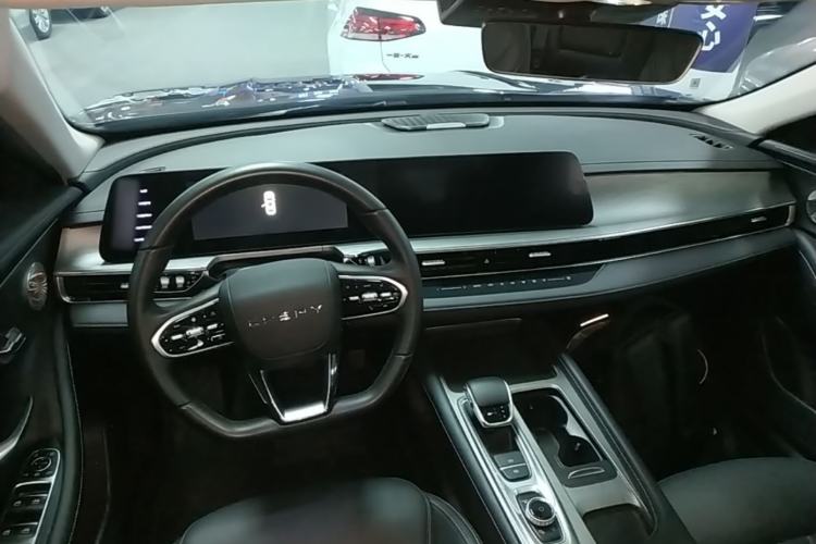 Used Chery Arrizo 8 2023 1.6T DCT Elite Center Console
