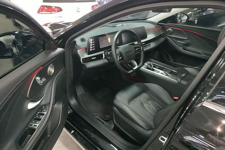 Used Chery Arrizo 8 2023 1.6T DCT Elite Driver Seat