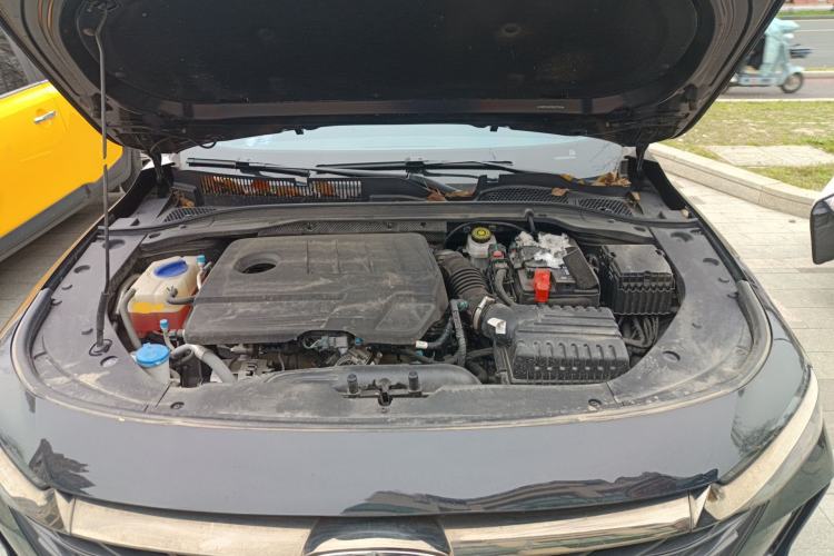 Used Chery Arrizo 8 2023 High-Performance Edition 2.0T DCT Powerfully Equipped Engine Bay