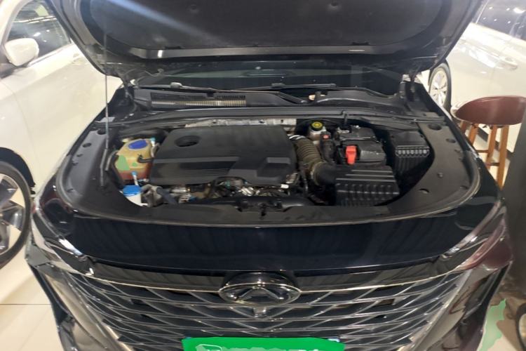 Used Chery Arrizo 8 2023 High-Performance Edition 2.0T DCT Powerfully Equipped Engine Bay