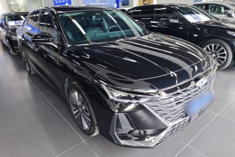Used Chery Arrizo 8 2023 High-Performance Edition 2.0T DCT Powerfully Equipped Front Right 45 Deg