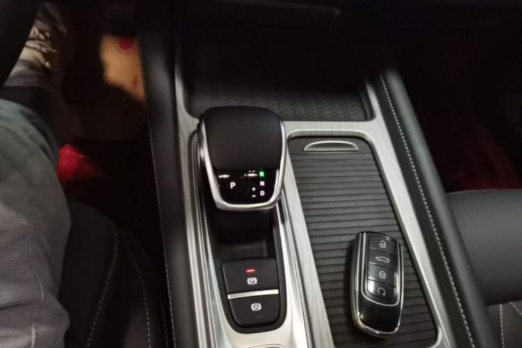 Used Chery Arrizo 8 2023 1.6T DCT Ya Gear Lever