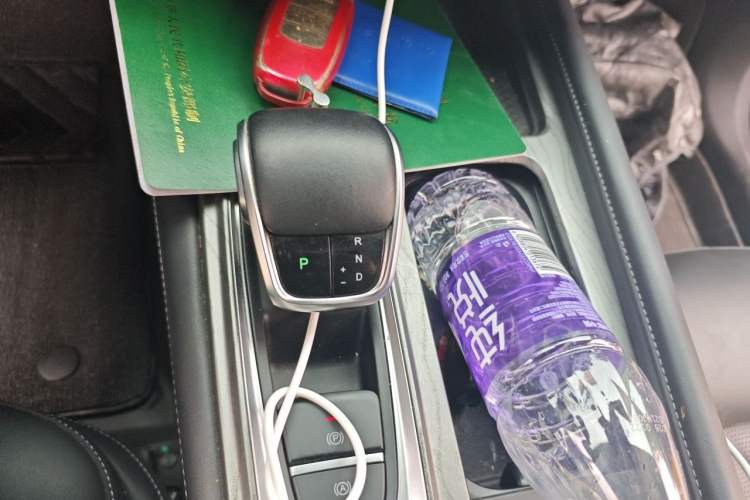 Used Chery Arrizo 8 2023 High-Performance Edition 2.0T DCT Powerfully Equipped Gear Lever
