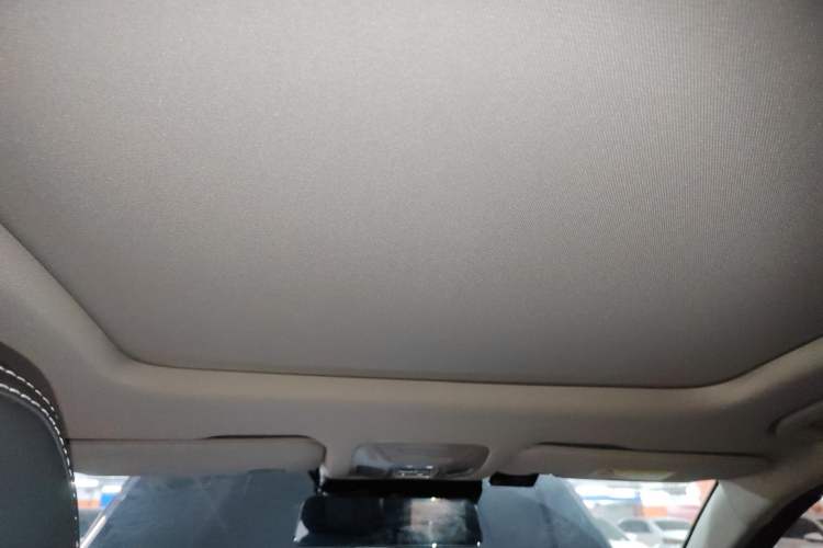 Used Chery Arrizo 8 2023 High-Performance Edition 2.0T DCT Powerfully Equipped Headliner