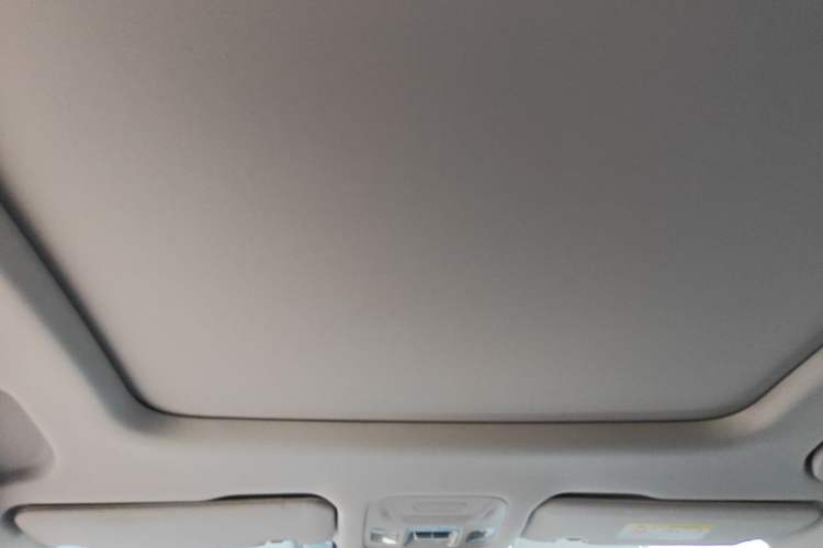 Used Chery Arrizo 8 2023 High-Performance Edition 2.0T DCT Powerfully Equipped Headliner