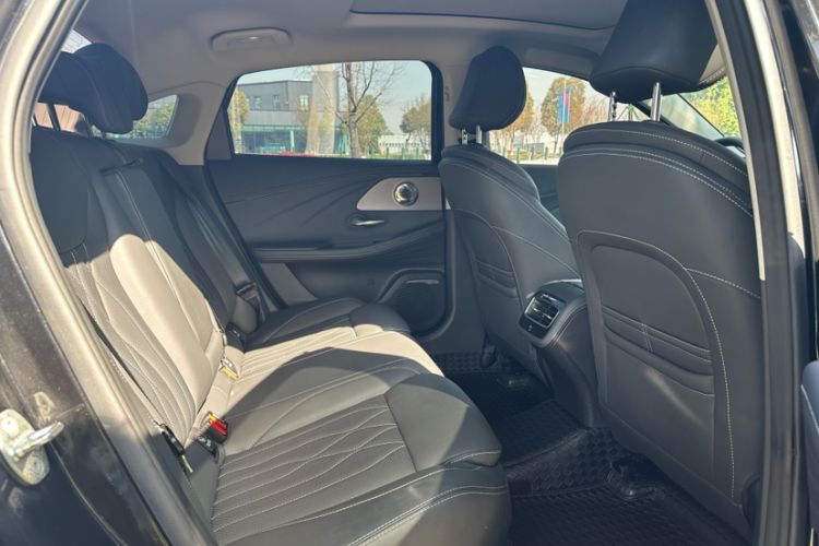 Used Chery Arrizo 8 2023 High-Performance Edition 2.0T DCT Powerfully Equipped Interior 11