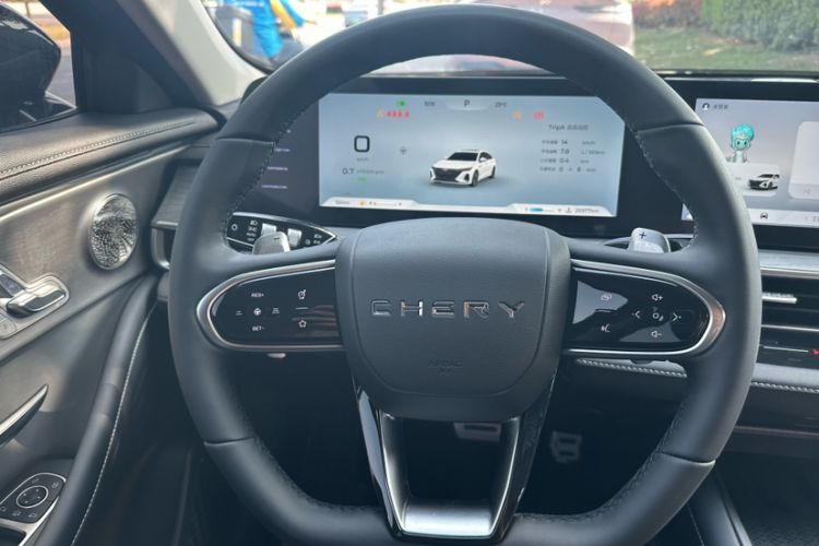 Used Chery Arrizo 8 2023 High-Performance Edition 2.0T DCT Powerfully Equipped Interior 2